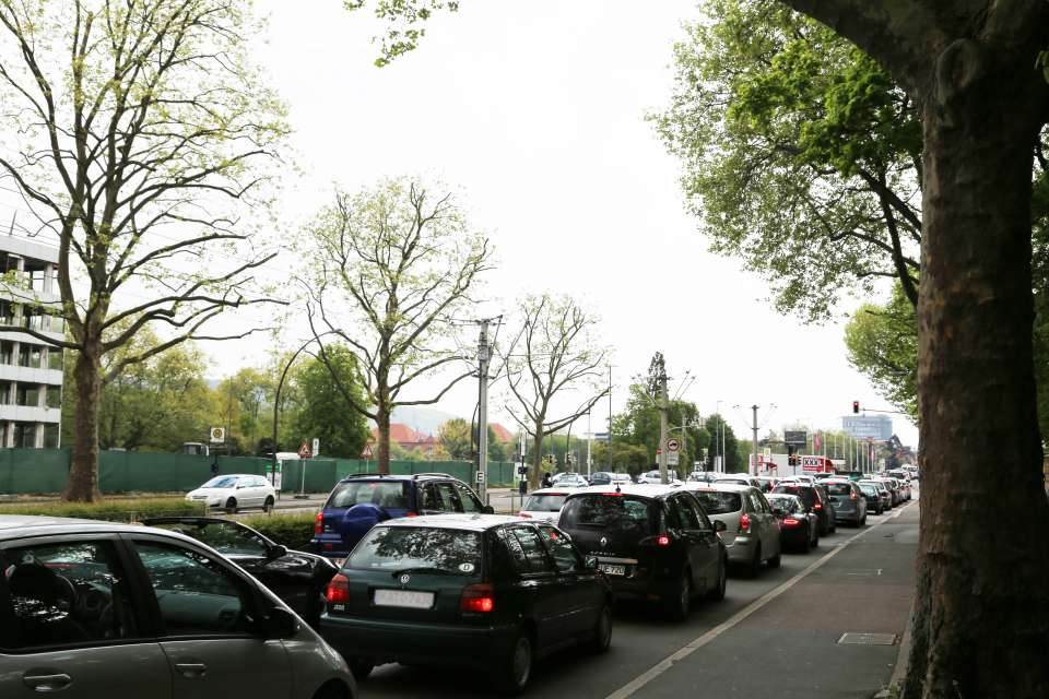 Stau im Neuenheimer Feld (Foto: Stadt Heidelberg)